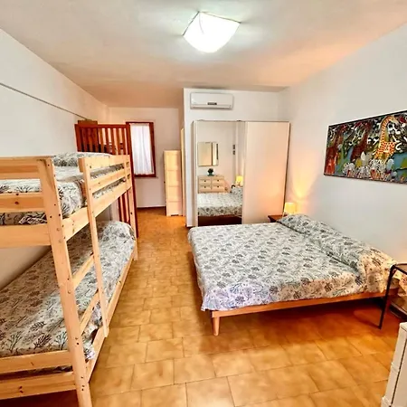 Monolocale Fermo A Apartment *